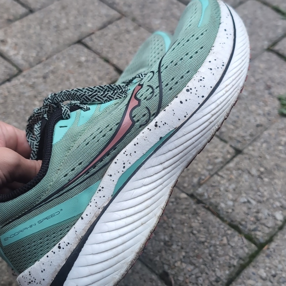 Saucony Endorphin Speed 3 Running Shoes - Picture 8 of 10